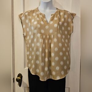 Liz Claiborne White & Tan Polka Dot Cap Sleeve Blouse - Size Large